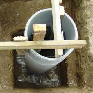 Фундамент на бетонных столбах для каркасного дома: фото и видео процесса его закладки для строительства