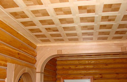 Отделка потолка в деревянном доме: фото вариантов, чем можно, фанерой стены, виды материалов, своими руками