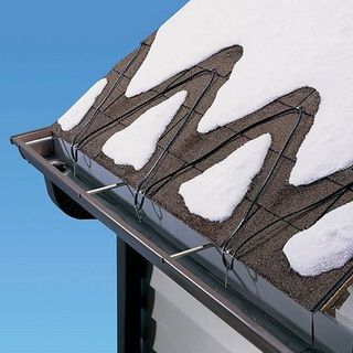 Система снегозадержания на крыше: кабельные системы обогрева кровли, устройство отопления для крыш