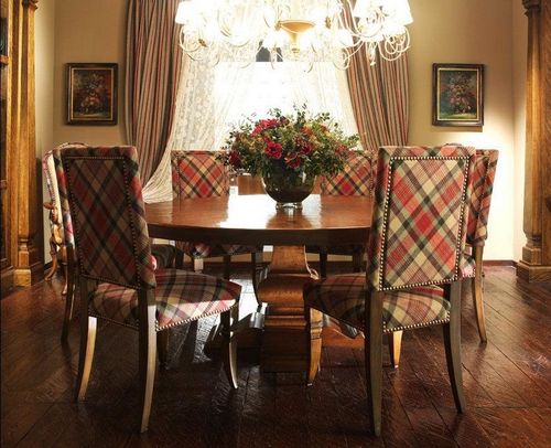 Стол для гостиной: зал большой, дизайн и фото, столик-книжка и маленькое кресло, небольшой деревянный стол