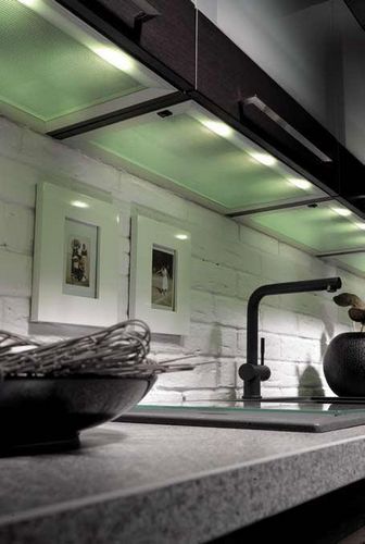 Светодиодная подсветка для кухни рабочей зоны: светильники над рабочей поверхностью и столом, освещение лентой, видео-инструкция своими руками