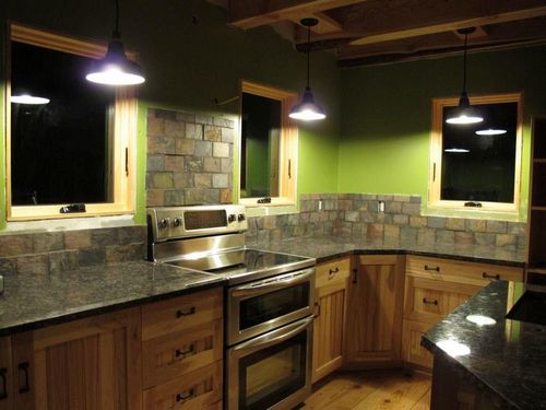 Светодиодная подсветка для кухни рабочей зоны: светильники над рабочей поверхностью и столом, освещение лентой, видео-инструкция своими руками