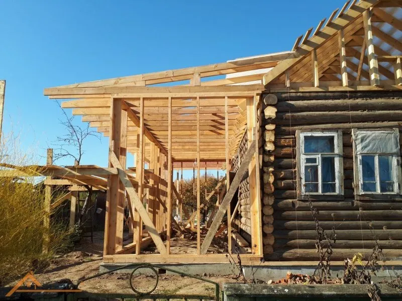 Деконструкция деревянного дома