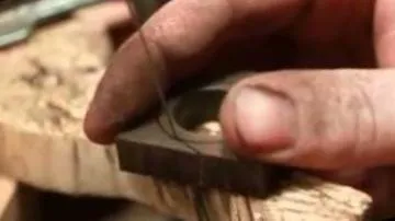 Вырезание деревянного кольца вручную
