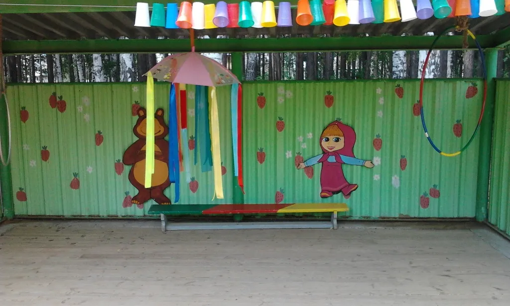 Маша и Медведь в детском саду.