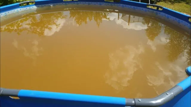 Как избавиться от ржавчины в бассейне