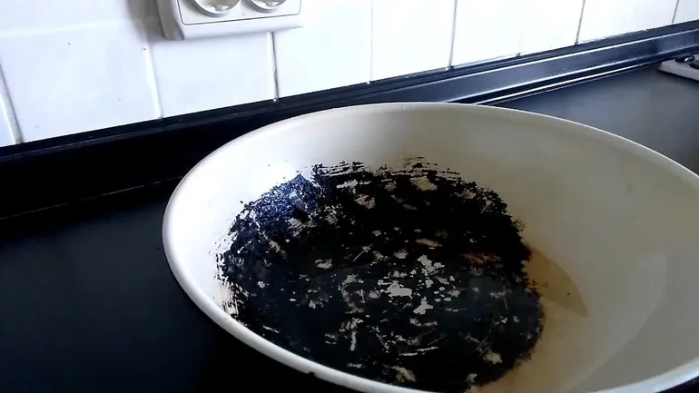 Пригоревшая посуда с керамическим покрытием
