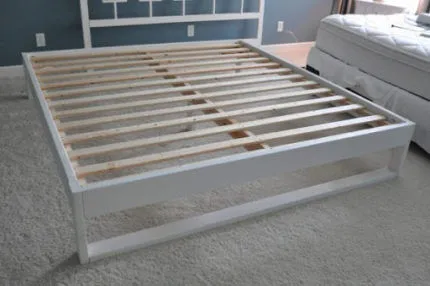 Каркас деревянной кровати 