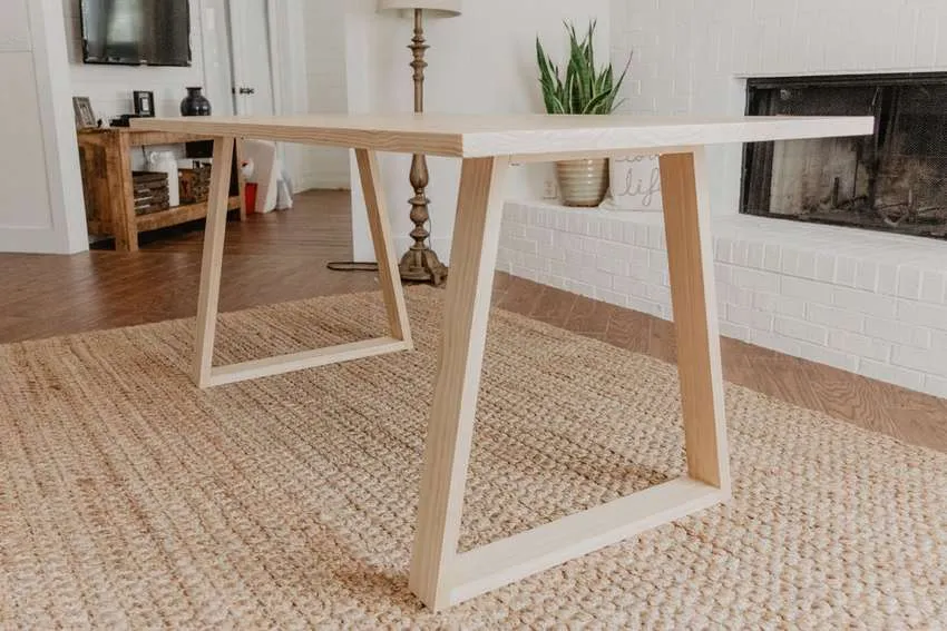 обеденный стол в современном стиле