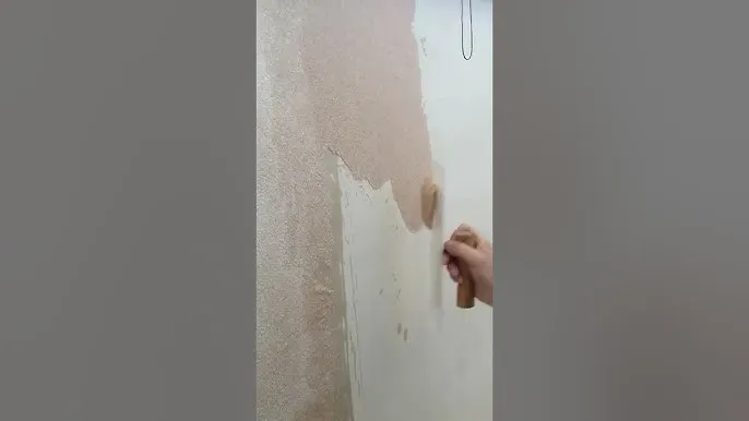 Как наносить жидкие обои на стены - YouTube