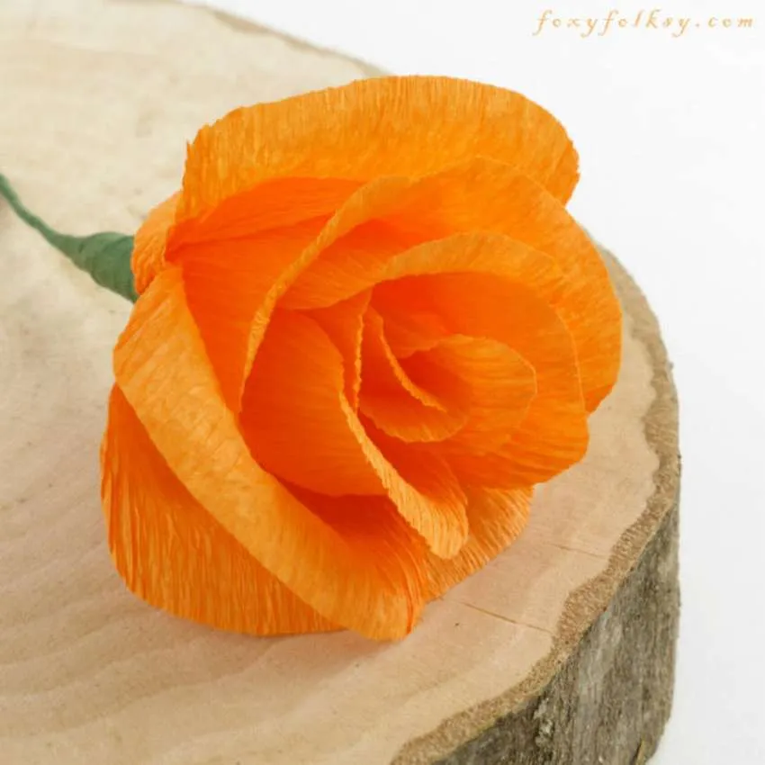 розы из гофрированной бумаги пошаговая инструкция
