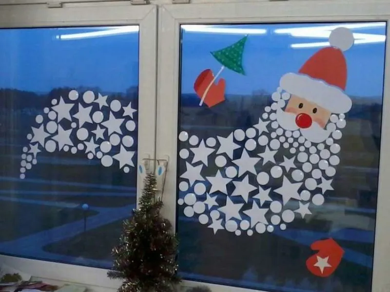 Как украсить окна на Новый год 2023 ...