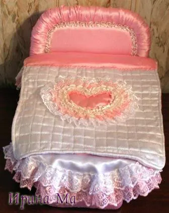 кровать для куклы