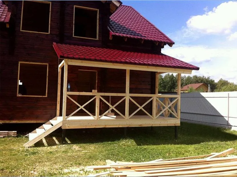 как построить крыльцо в деревянном доме