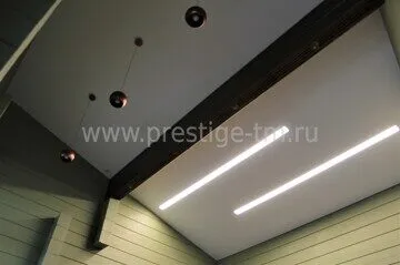 Световые линии в мансарде © Prestige-tm