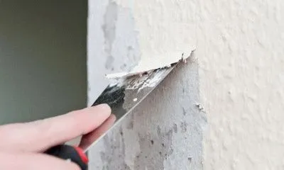 Как снять водоэмульсионную краску со стены: каким методом смыть, как быстро очистить поверхность от одного или нескольких слоев водоэмульсионки