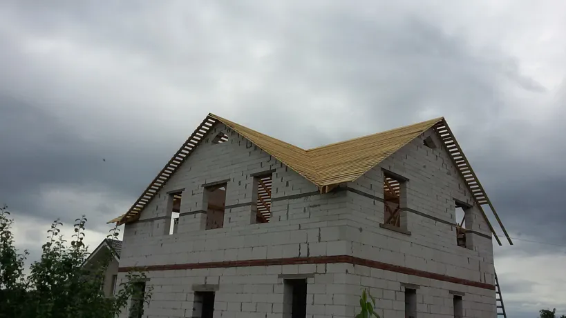 Стропильная система многощипцовой крыши - обрешетка