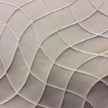 Атласная ткань с ускользающим геометрическим ромбом в современном стиле