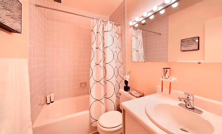 Подбор акриловой краски для интерьера ванной комнаты