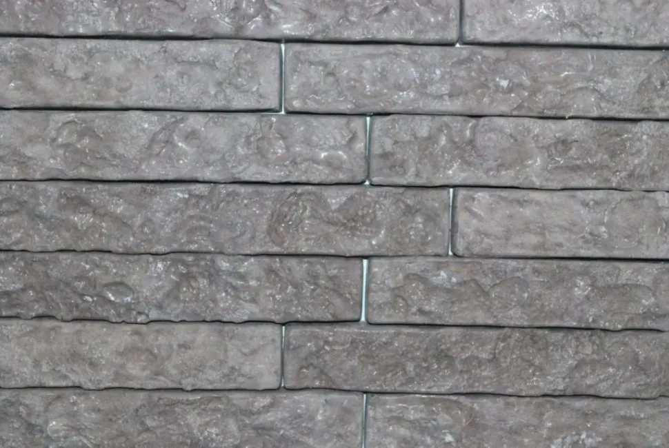 Плитка, изготовленная на основе цемента