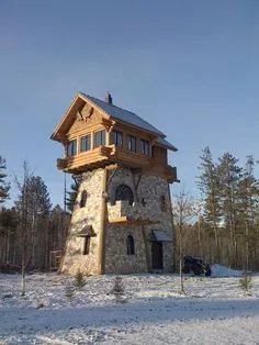 Tiny House Cabin, Tiny House Design, Cabin Homes, Log Homes, Cat House, Tower House, Cabins And Cottages, Stone Houses, Cabins In The Woods