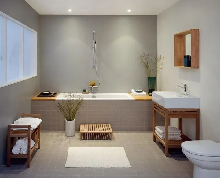 Чтобы обновить интерьер ванной комнаты с окрашенными стенами, достаточно только купить другой цвет состава