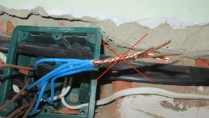 Почему нельзя соединять провода методом скрутки