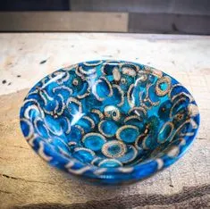 Чаша из желудей и эпоксидной смолы Serving Bowls, Decorative Bowls, Tableware, Home Decor, Dinnerware, Decoration Home, Room Decor, Tablewares, Dishes