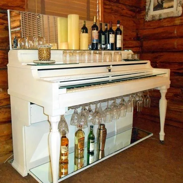 барная стойка из пианино