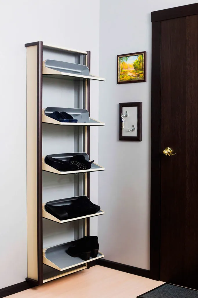 Шкаф для обуви с откидной системой хранения обуви