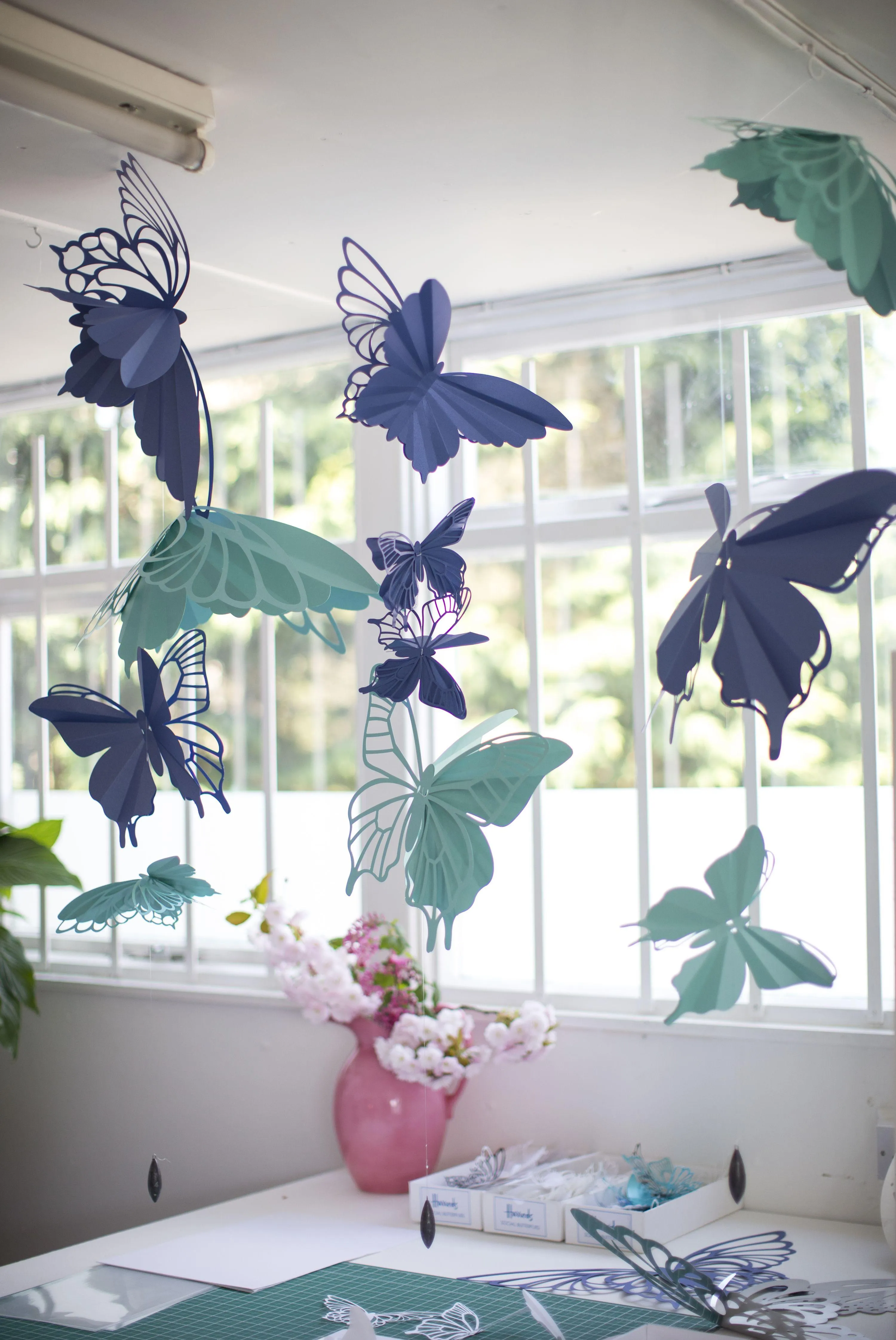 Бабочки из картона для декора