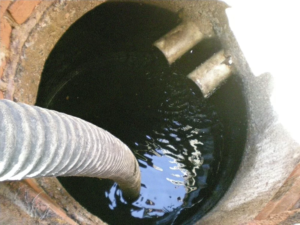 Чистка канализационных труб в частном доме бактериями