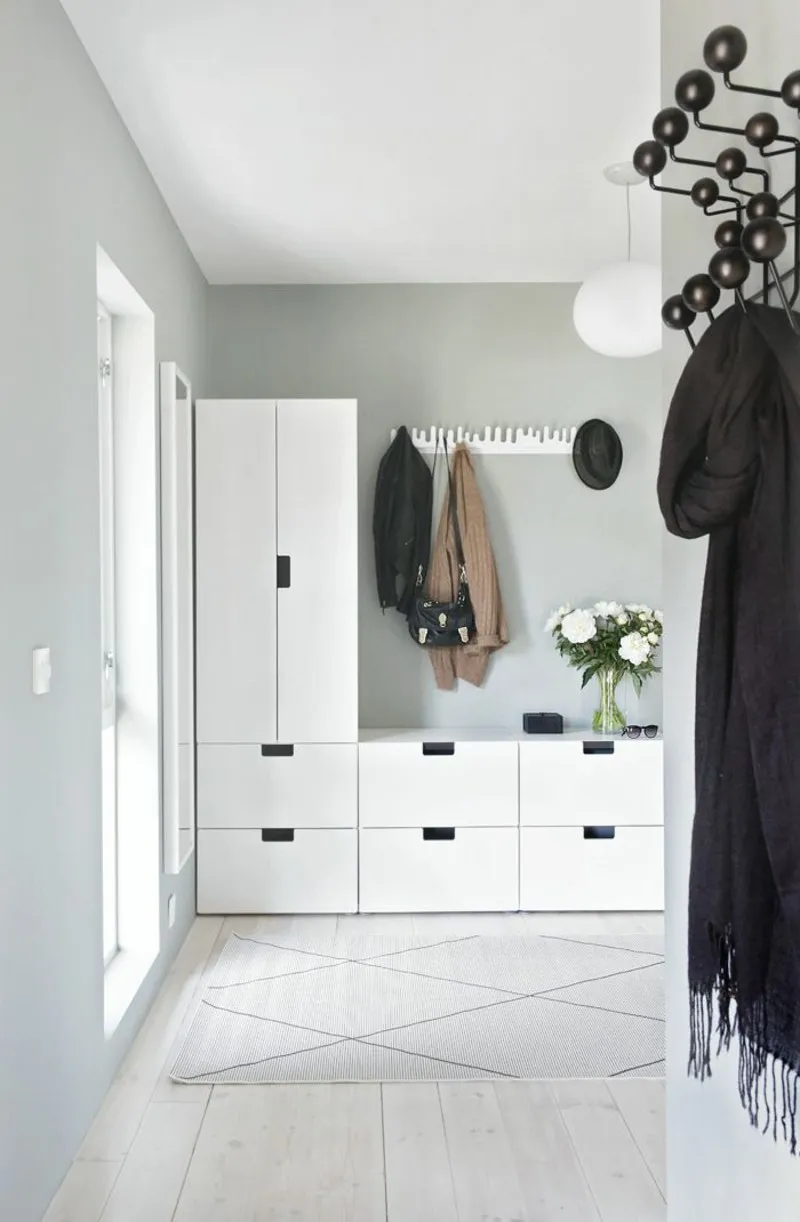 creative-wall-design-floor-hallway-furniture-wardrobe