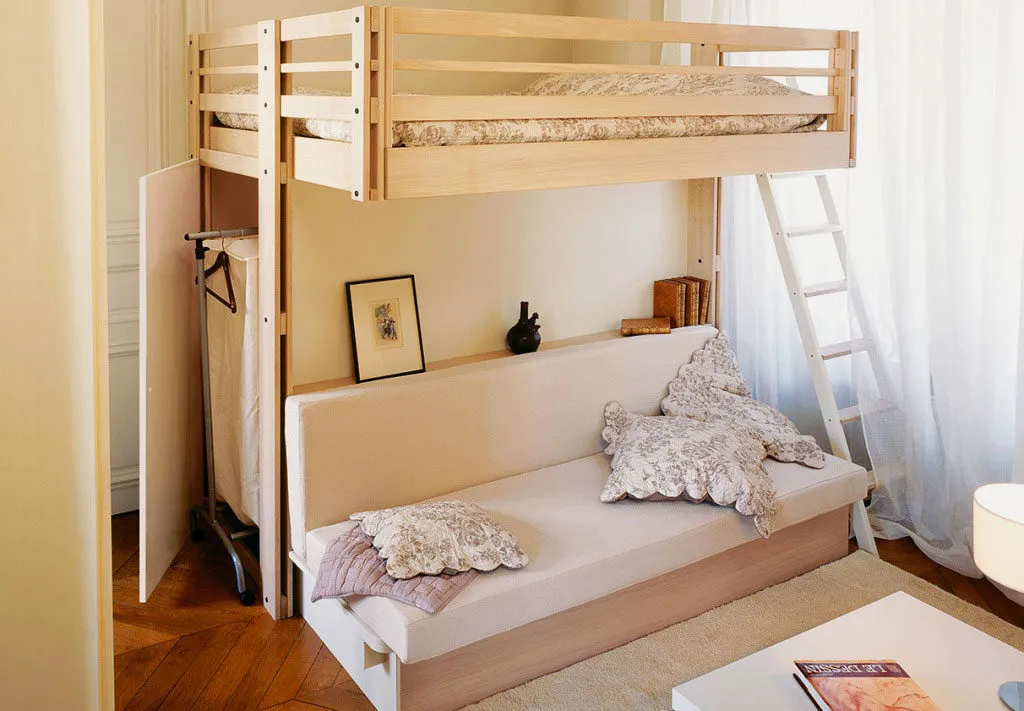 Двуспальная кровать-чердак с диваном внизу