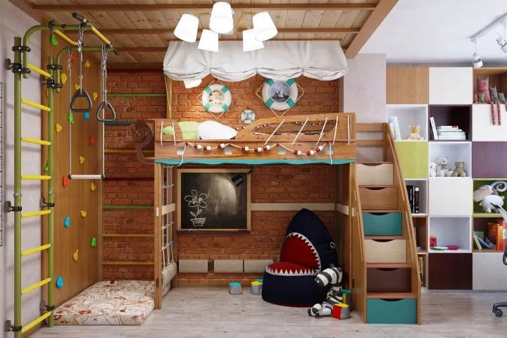 Игровая и спортивная зона в детской комнате с кроватью чердаком