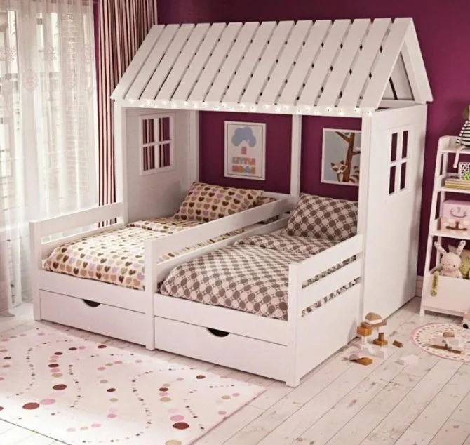 Двухспальная кровать-домик