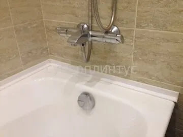 Пластиковый пвх плинтус 4