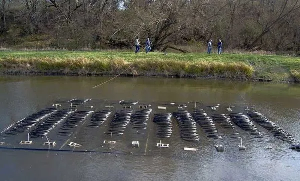 В воде сделать термальное поле проще всего