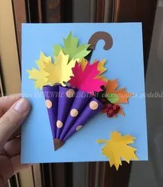 Осенние поделки аппликация Осенний зонтик осень paper fall autumn craft for kids umbrella lavoretti School Kids Crafts, Paper Crafts For Kids, Summer Crafts, Toddler Crafts, Winter Craft