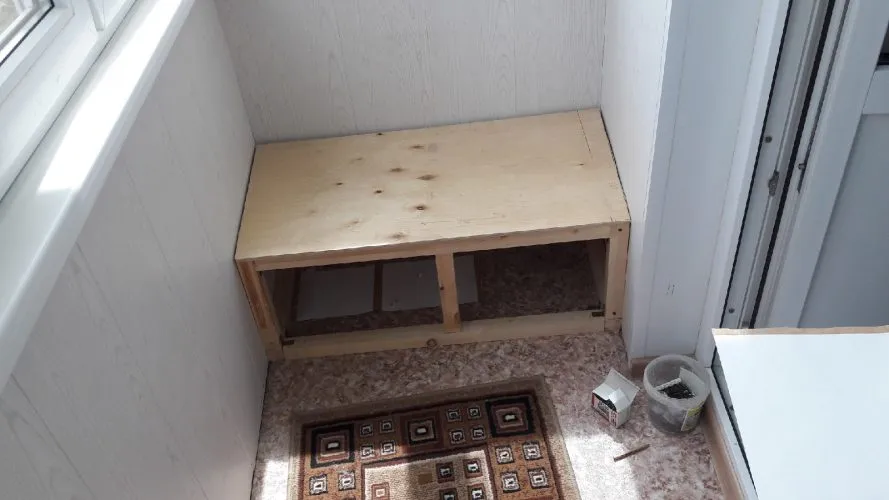 Изготовление дивана на балкон