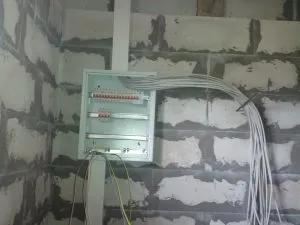 shema-e60lektroprovodki-v-garazhe-34-300x225-6374929