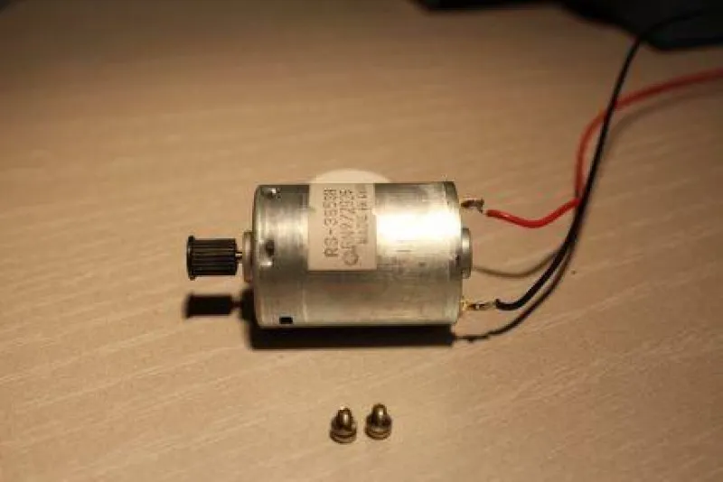 Микромоторчик для насоса