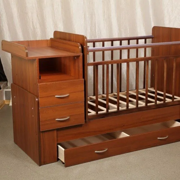 Детская кровать трансформер с комодом и пеленальным столиком