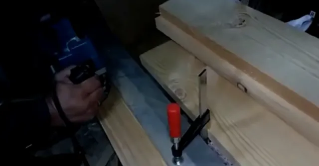 Деревянные двери в баню своими руками