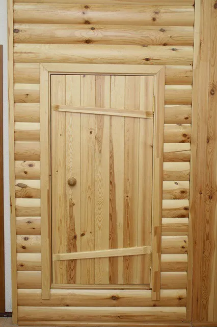 Деревянные двери в баню своими руками