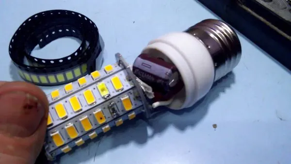 Ремонт лампы типа кукуруза