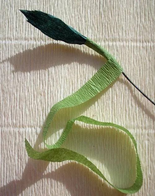 Цветы из гофрированной бумаги своими руками: простые мастер-классы