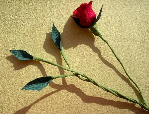 Цветы из гофрированной бумаги своими руками: простые мастер-классы