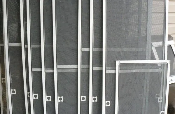 Москитные сетки для пластиковых окон