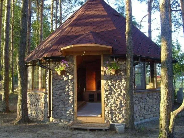 Прочная и функциональная постройка Прочная и функциональная постройка